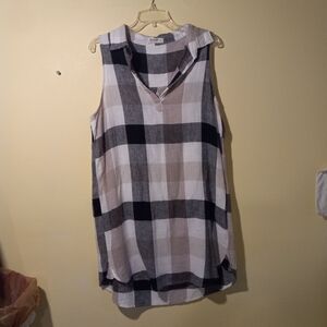 Women's Sleeveless Dress.